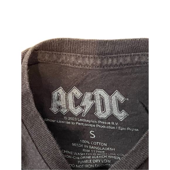 AC DC Highway to Hell Retro T-shirt Mens S - Picture 3 of 3